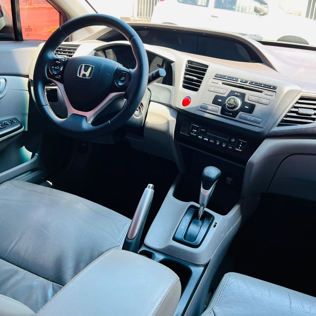 Civic Sed. LXL/ LXL SE 1.8 Flex 16V Aut. — foto 14
