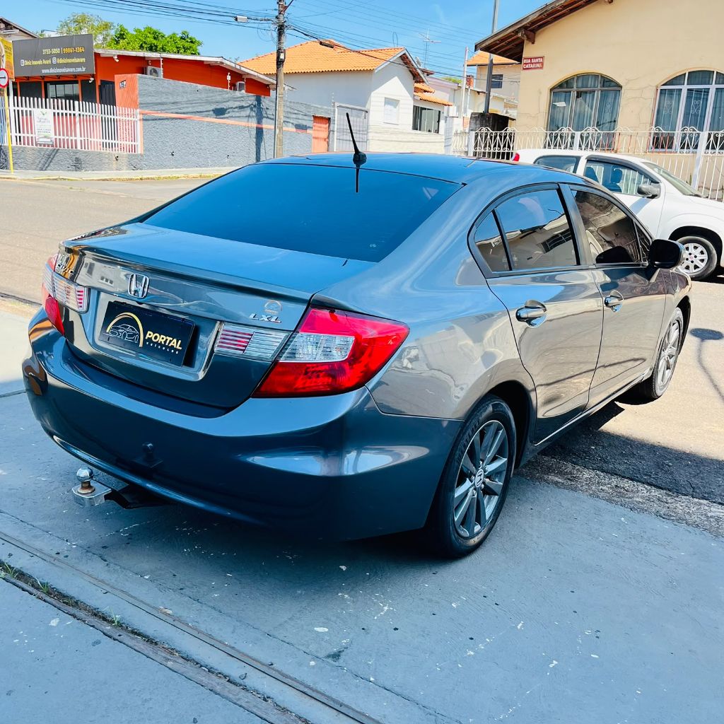 Civic Sed. LXL/ LXL SE 1.8 Flex 16V Aut. — foto 6