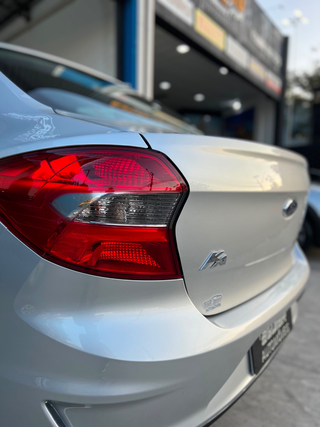 Ka+ Sedan 1.0 SE/SE PLUS TiVCT Flex 4p — foto 9
