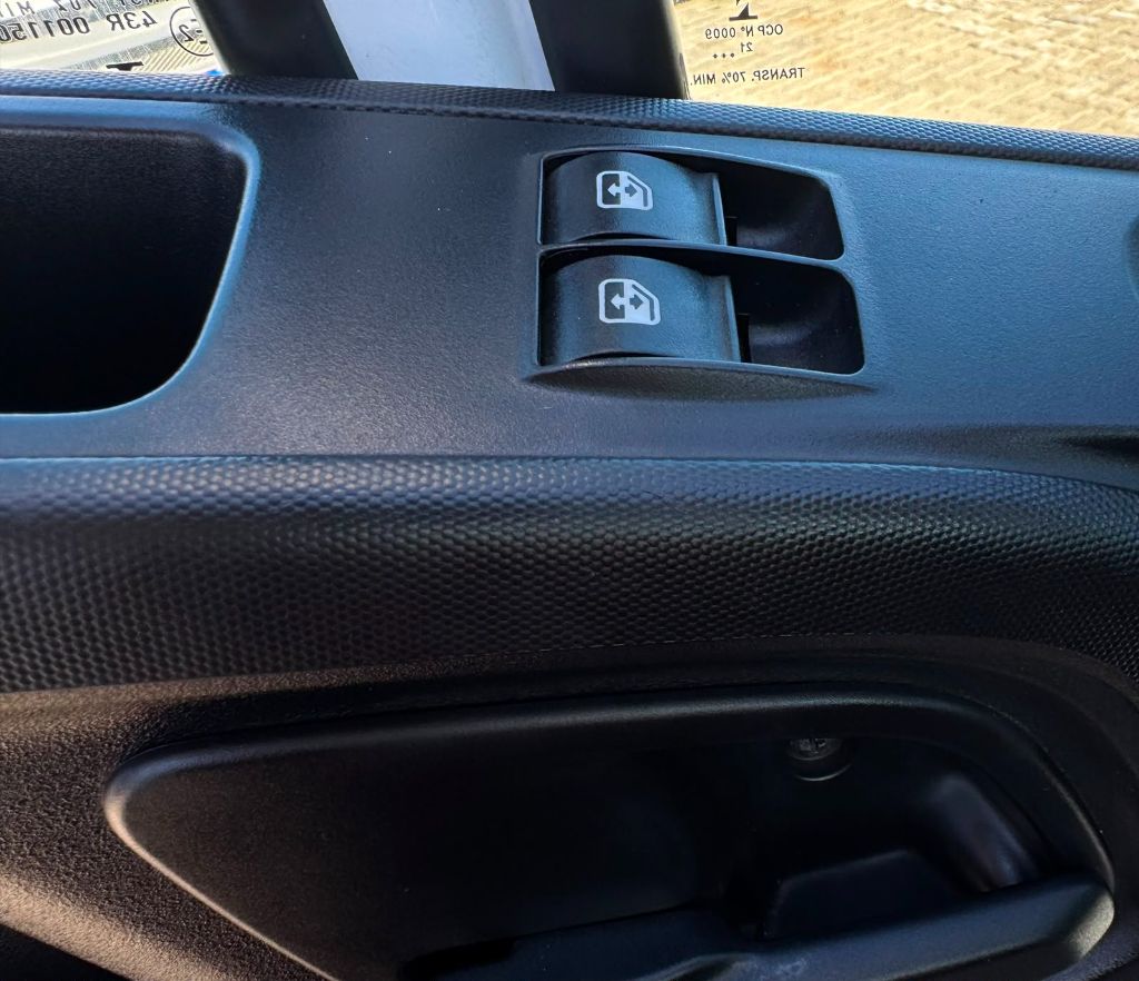 IVECO DAILY CHASSI 35-160 4X2  — foto 13