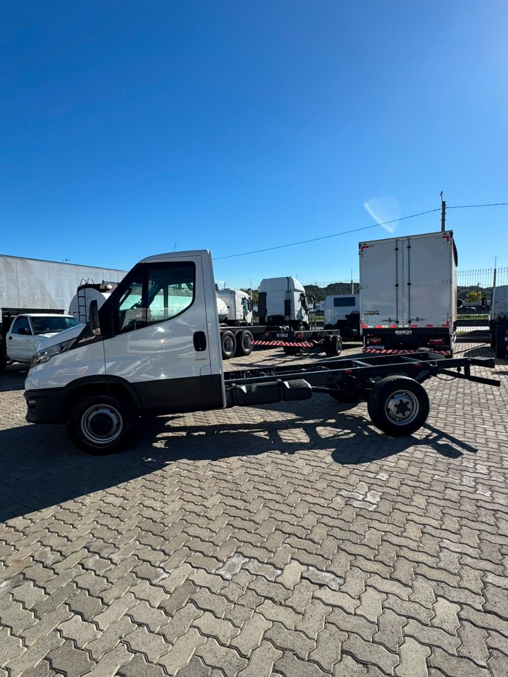 IVECO DAILY CHASSI 35-160 4X2  — foto 5