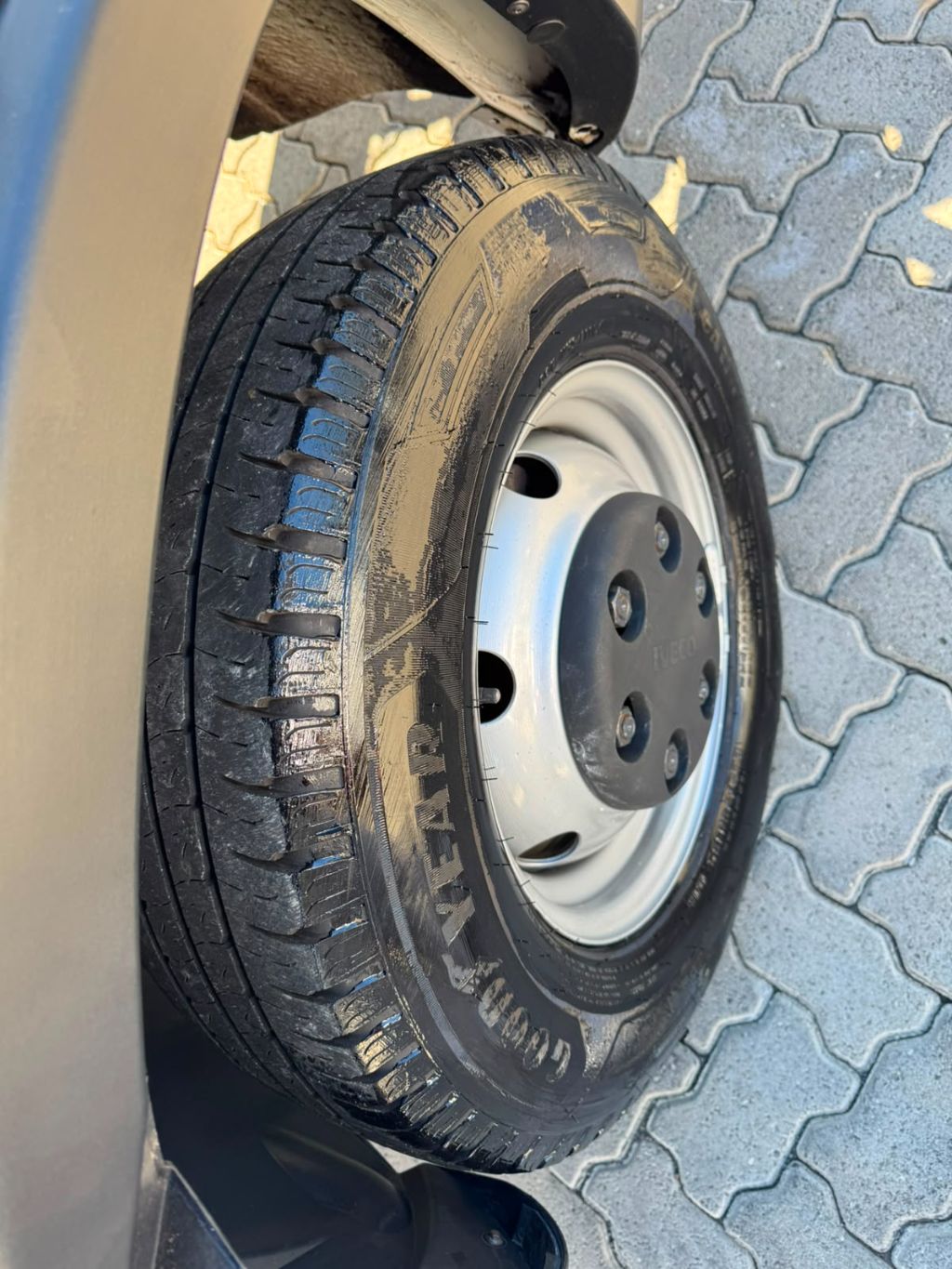 IVECO DAILY CHASSI 35-160 4X2  — foto 9