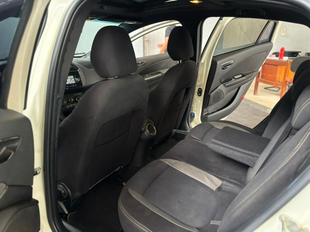 Bravo SPORTING 1.8 Dualogic Flex 16V 5p — foto 6