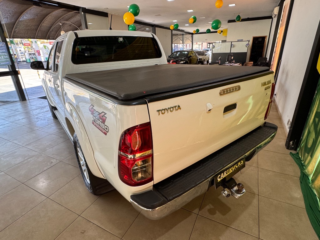 Hilux CD SRV D4-D 4x4 3.0 TDI Diesel Aut — foto 5