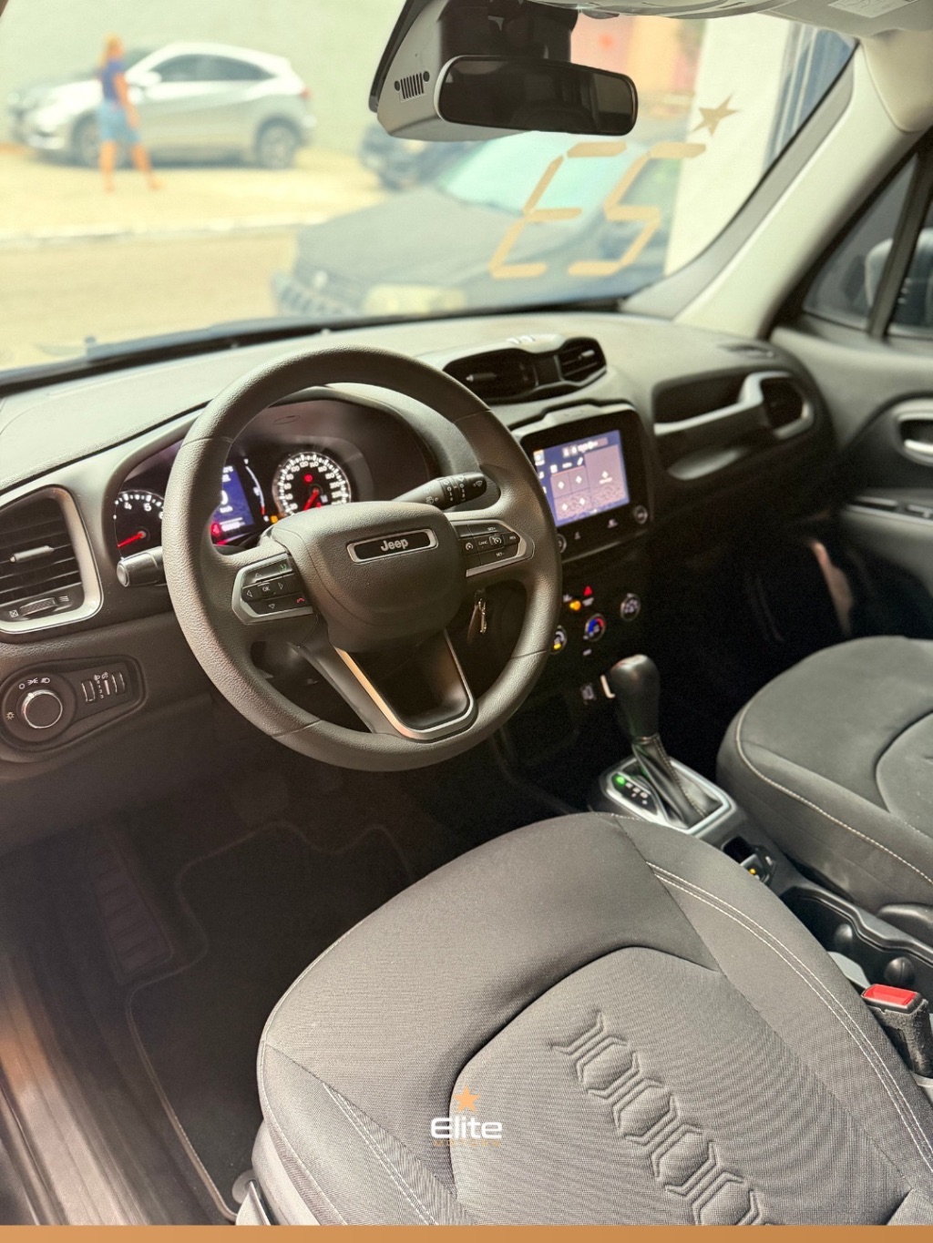 Renegade Sport T270 1.3 TB 4x2 Flex Aut. — foto 4