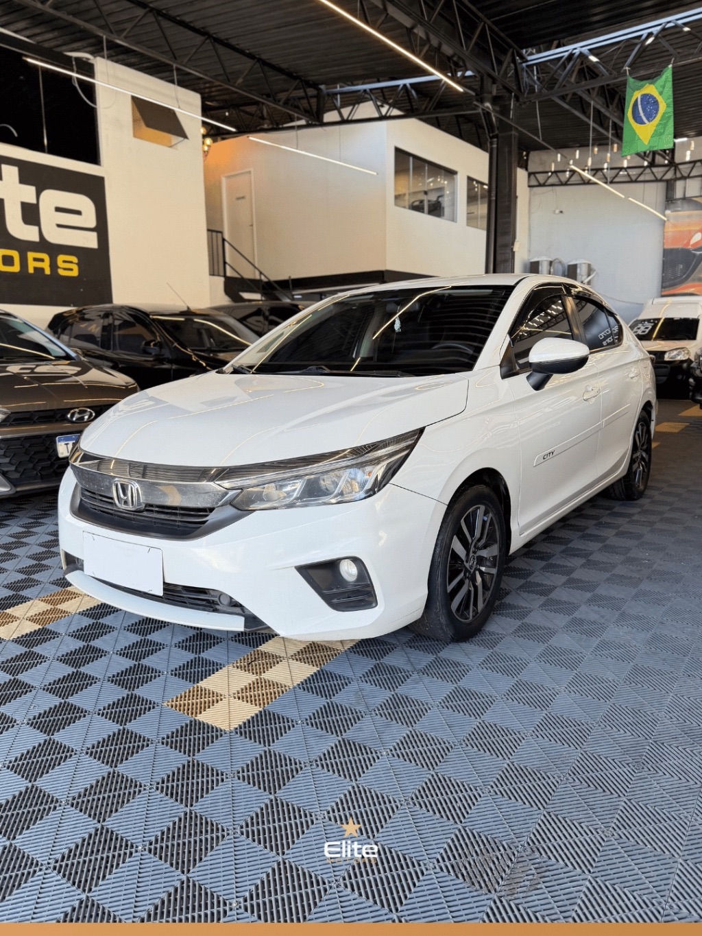 CITY Sedan EX 1.5 Flex 16V 4p Aut. — foto 4