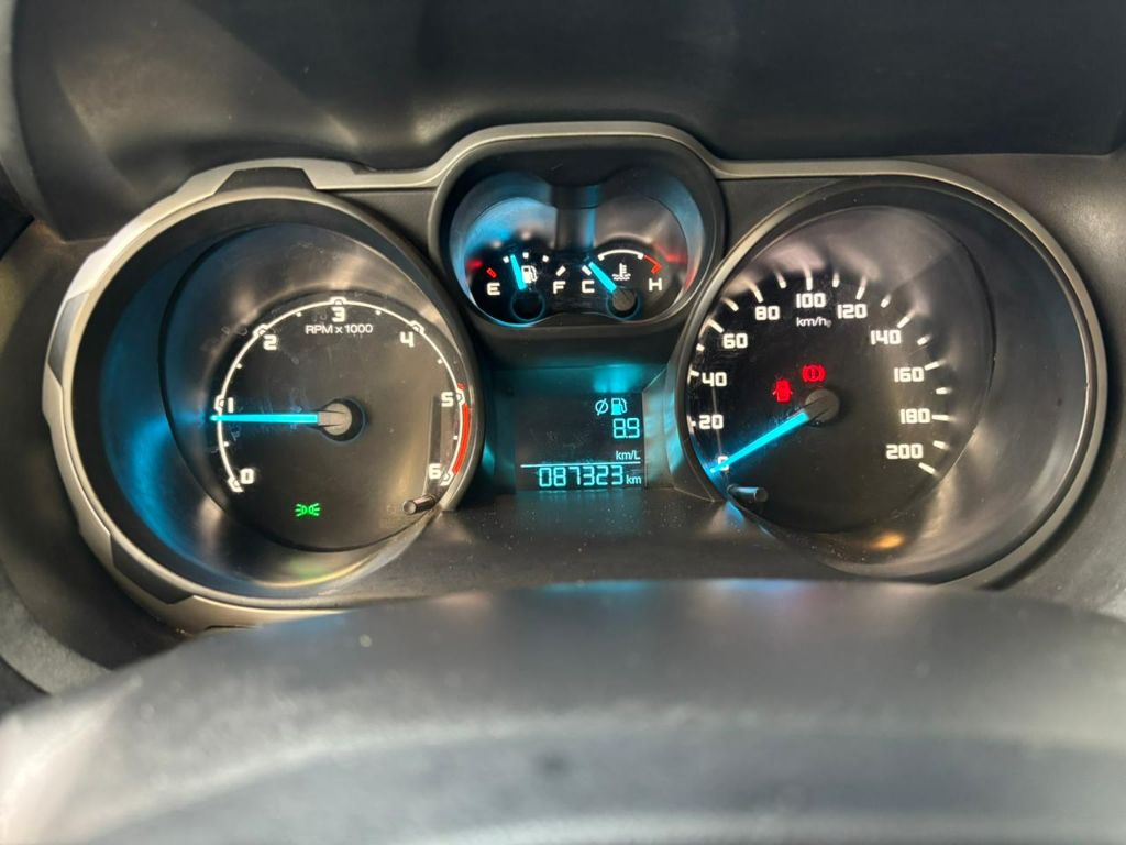 T-4 4x4 3.2 20V Tdi Cap. Rígida Diesel — foto 8