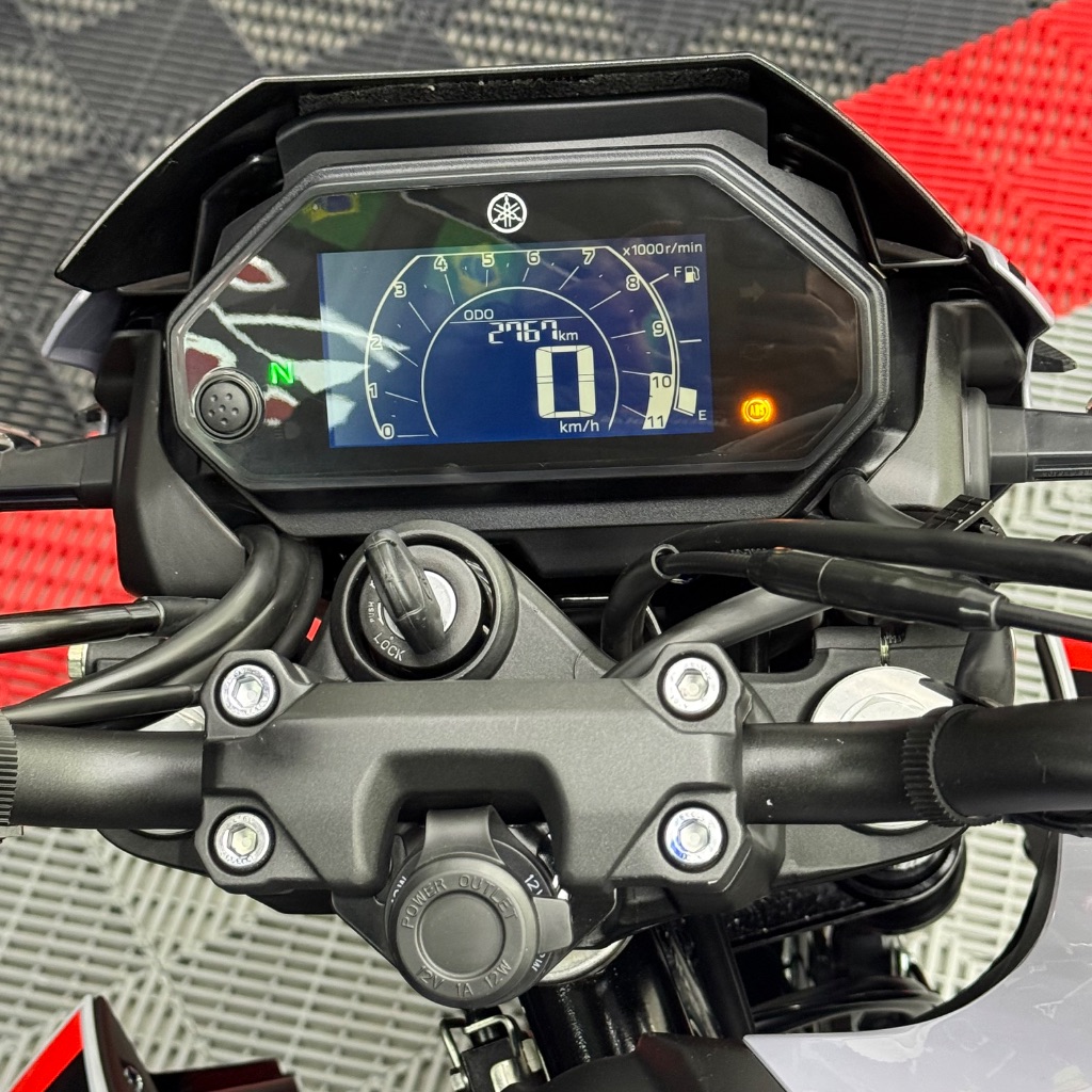 FZ25 250 FAZER CONNECTED — foto 4