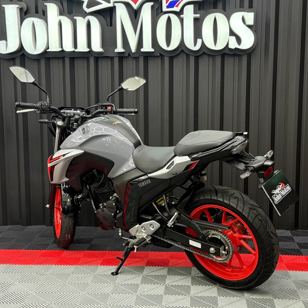 FZ25 250 FAZER CONNECTED — foto 10