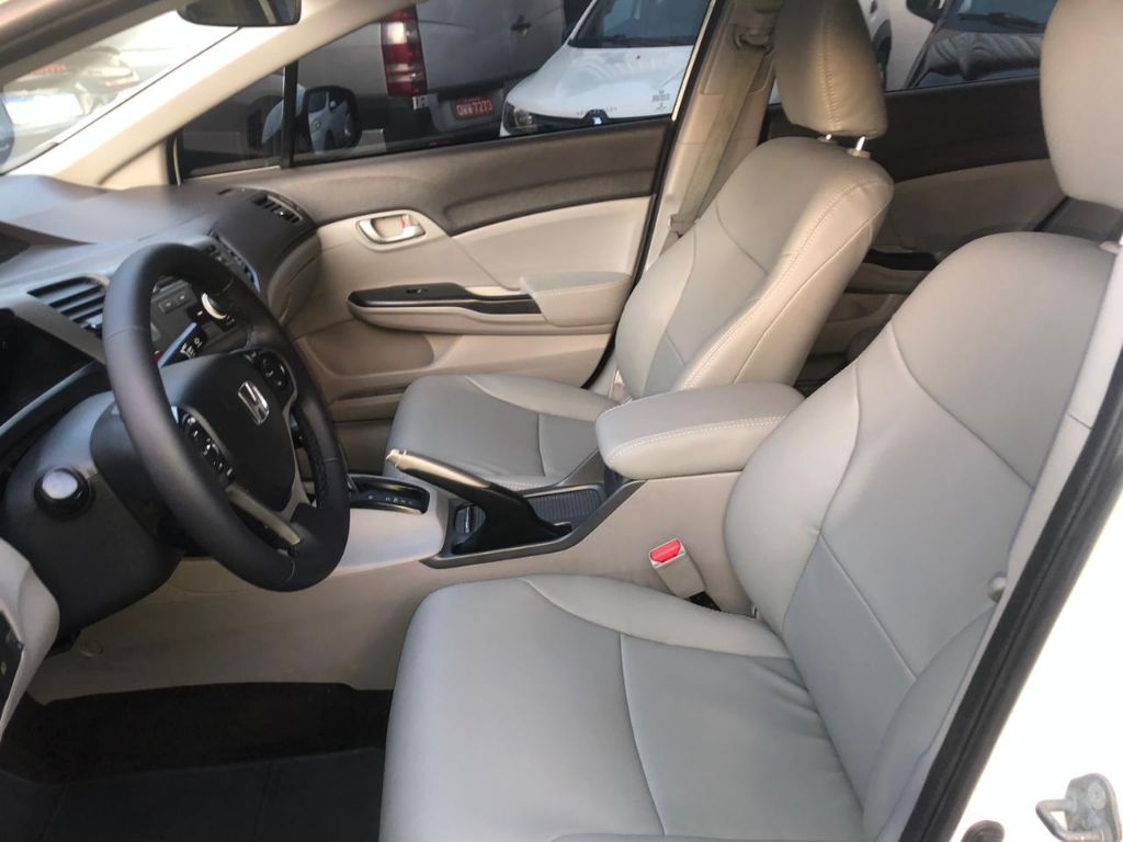 Civic Sedan LXS 1.8/1.8 Flex 16V Aut. 4p — foto 10