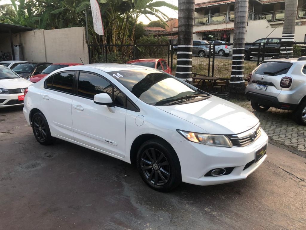 Civic Sedan LXS 1.8/1.8 Flex 16V Aut. 4p — foto 1