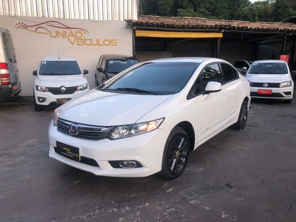 Civic Sedan LXS 1.8/1.8 Flex 16V Aut. 4p — foto 3