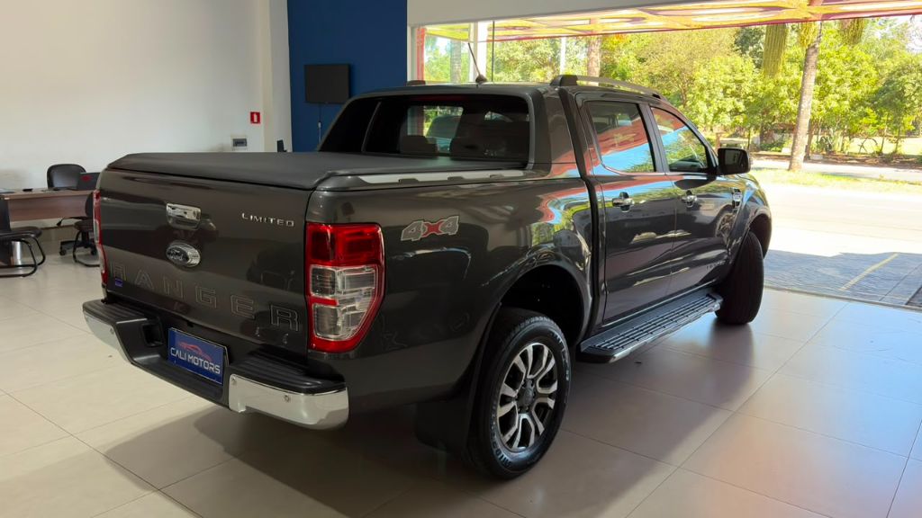 Ranger Limited 3.2 4x4 CD Diesel Aut.