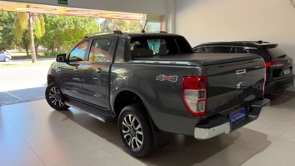 Ranger Limited 3.2 4x4 CD Diesel Aut.