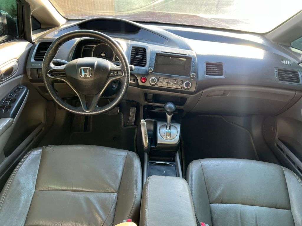 Civic Sedan LXS 1.8/1.8 Flex 16V Aut. 4p — foto 11