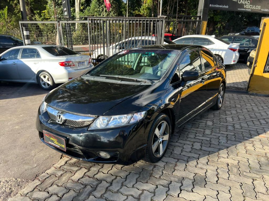 Civic Sedan LXS 1.8/1.8 Flex 16V Aut. 4p — foto 3