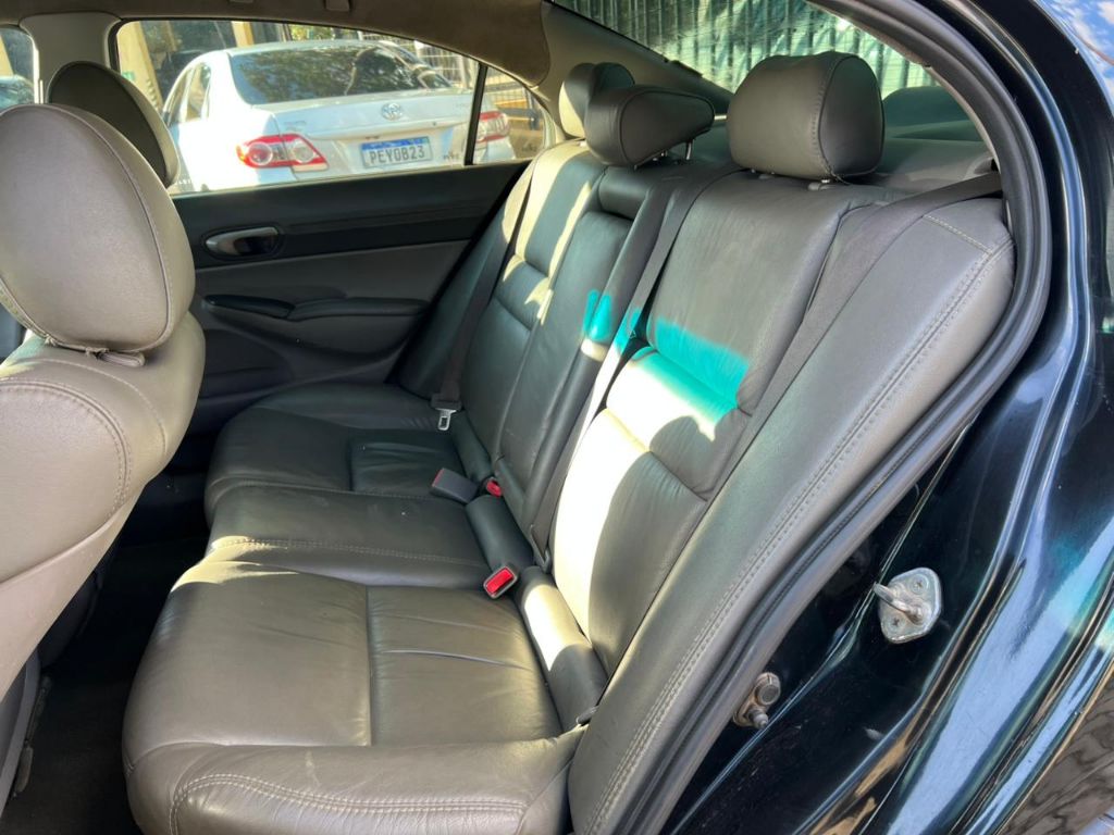 Civic Sedan LXS 1.8/1.8 Flex 16V Aut. 4p — foto 10