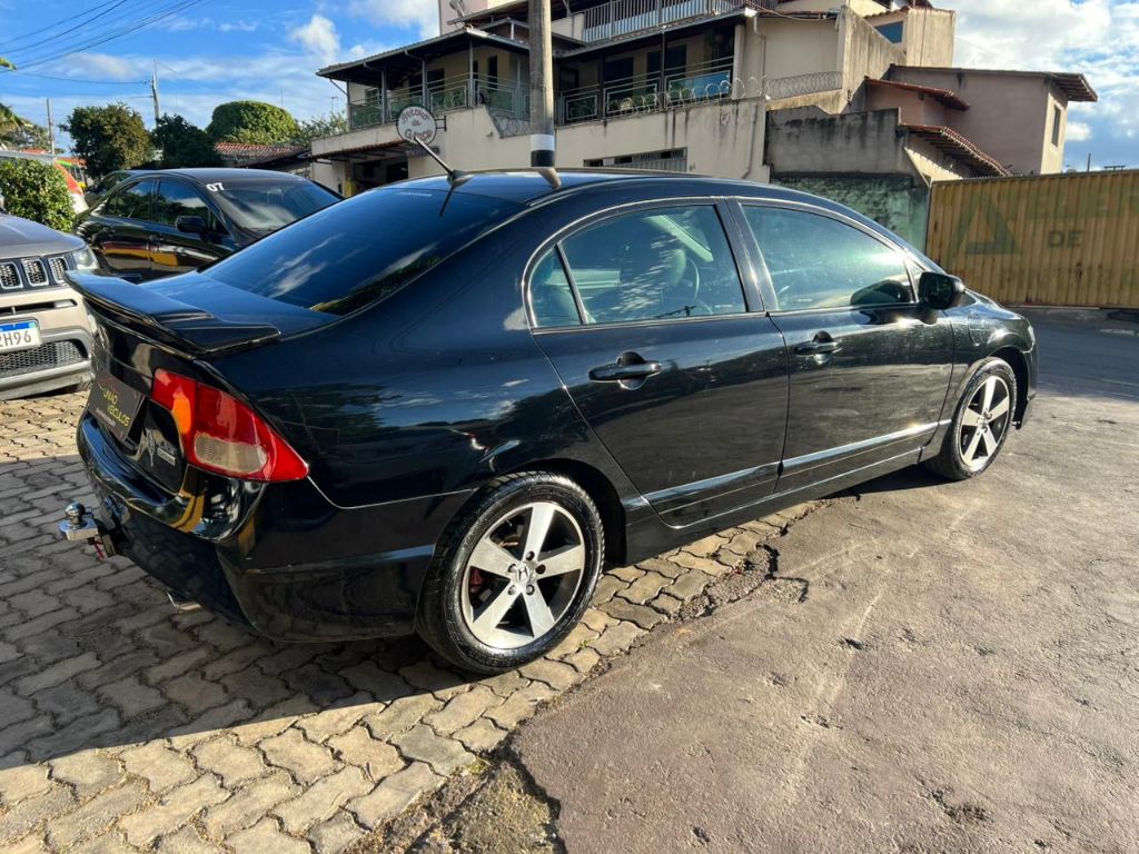 Civic Sedan LXS 1.8/1.8 Flex 16V Aut. 4p — foto 8