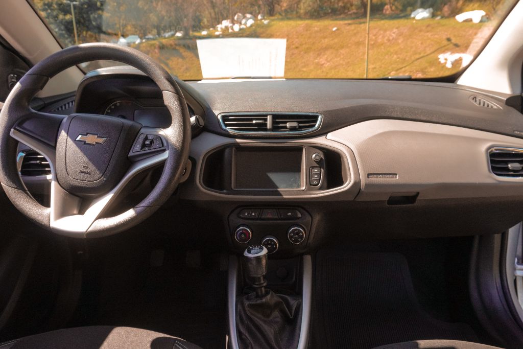 ONIX HATCH LT 1.4 8V FlexPower 5p Mec. — foto 7