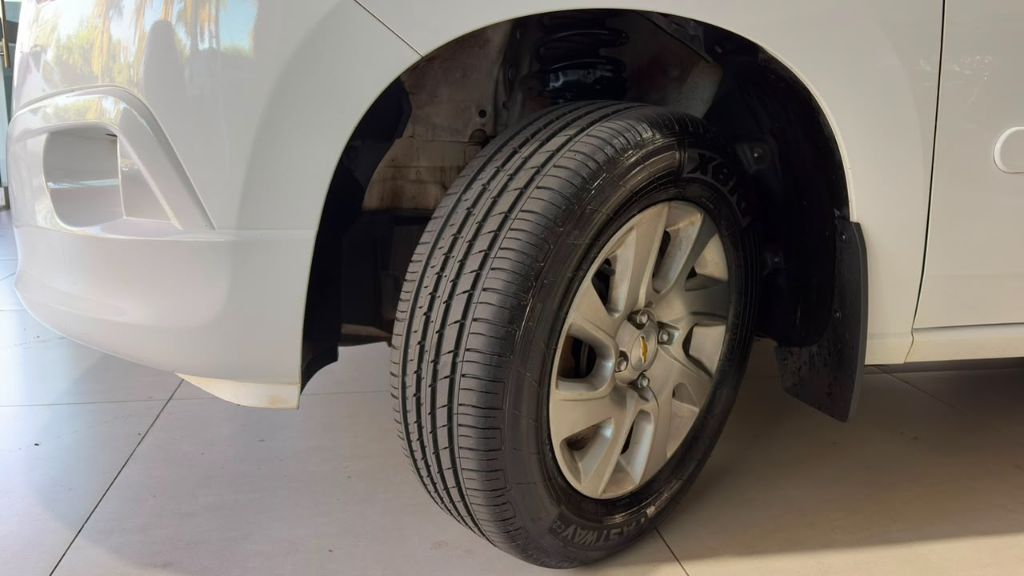 SPIN LTZ 1.8 8V Econo.Flex 5p Aut.