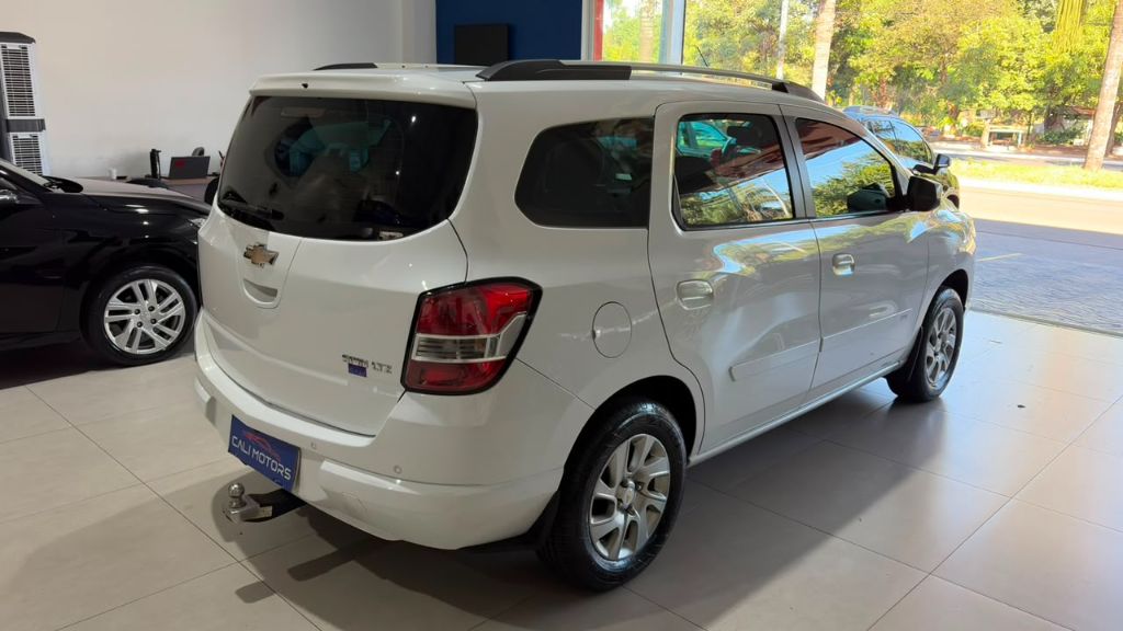 SPIN LTZ 1.8 8V Econo.Flex 5p Aut.