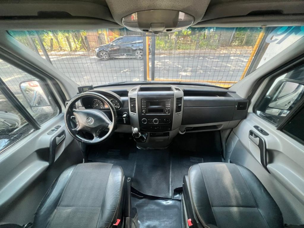 Sprinter 415 VAN Luxo T.A. 2.2 Diesel — foto 10