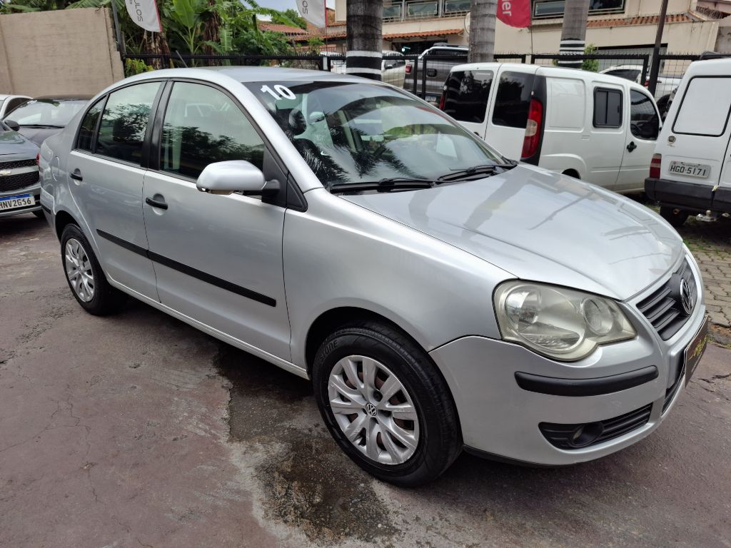 Polo Sedan 1.6 Mi Total Flex 8V 4p — foto 1