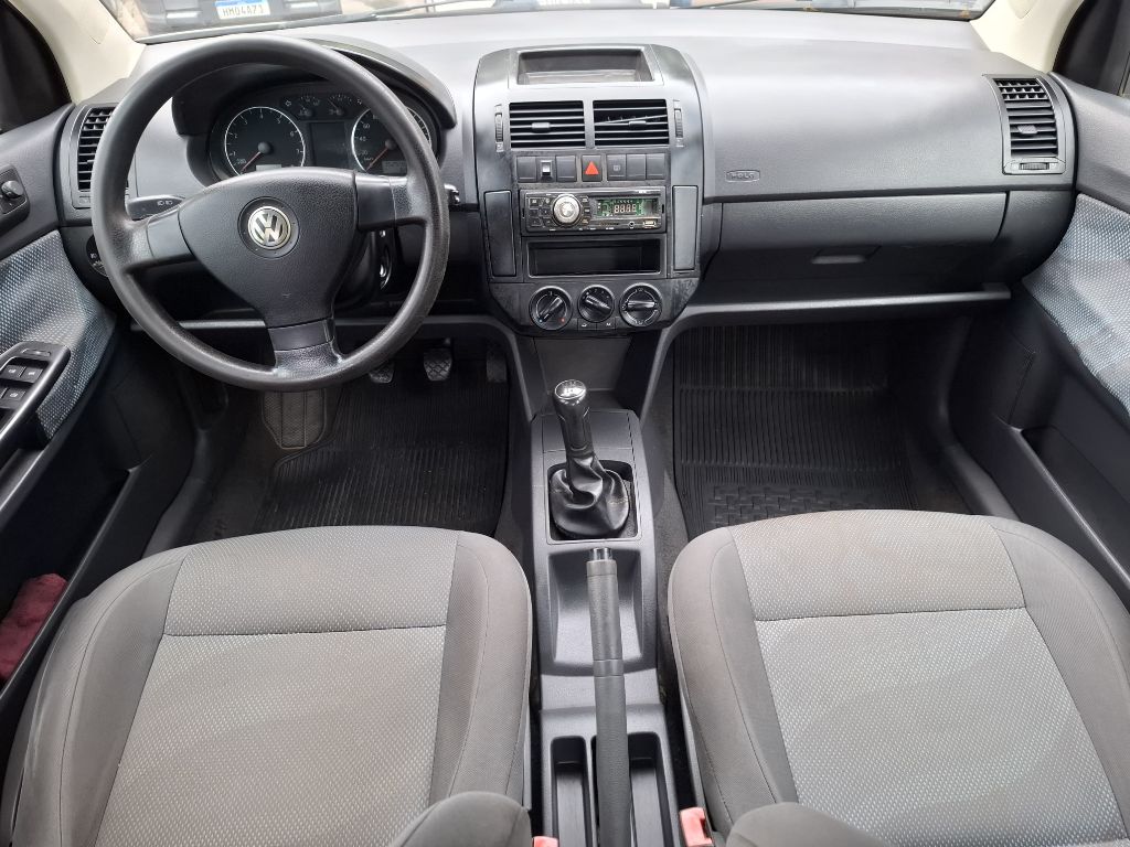 Polo Sedan 1.6 Mi Total Flex 8V 4p — foto 7