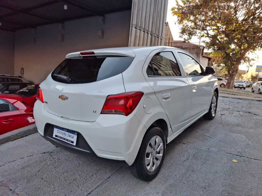 ONIX HATCH LT 1.0 8V FlexPower Mec. — foto 6