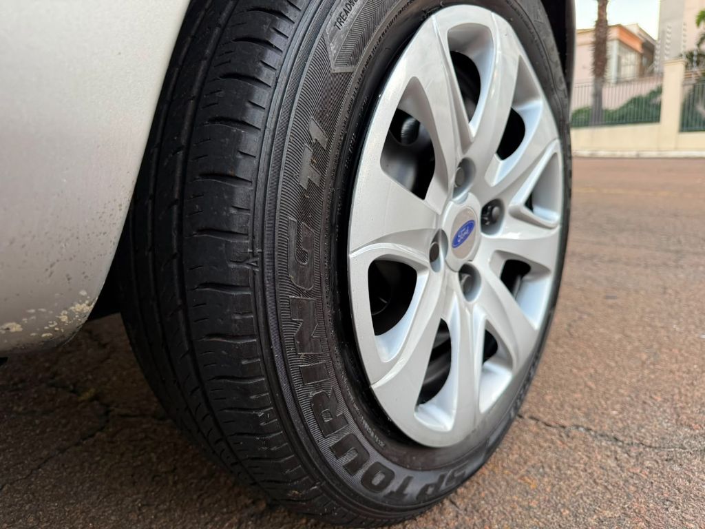 Ka GL 1.0i Zetec Rocam — foto 10