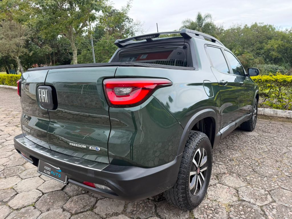 Toro Freedom 1.8 16V Flex Aut. — foto 4