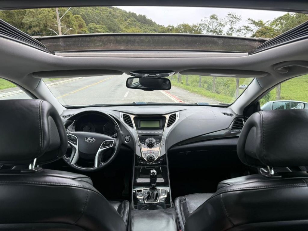 AZERA 3.0 V6 24V 4p Aut. — foto 10
