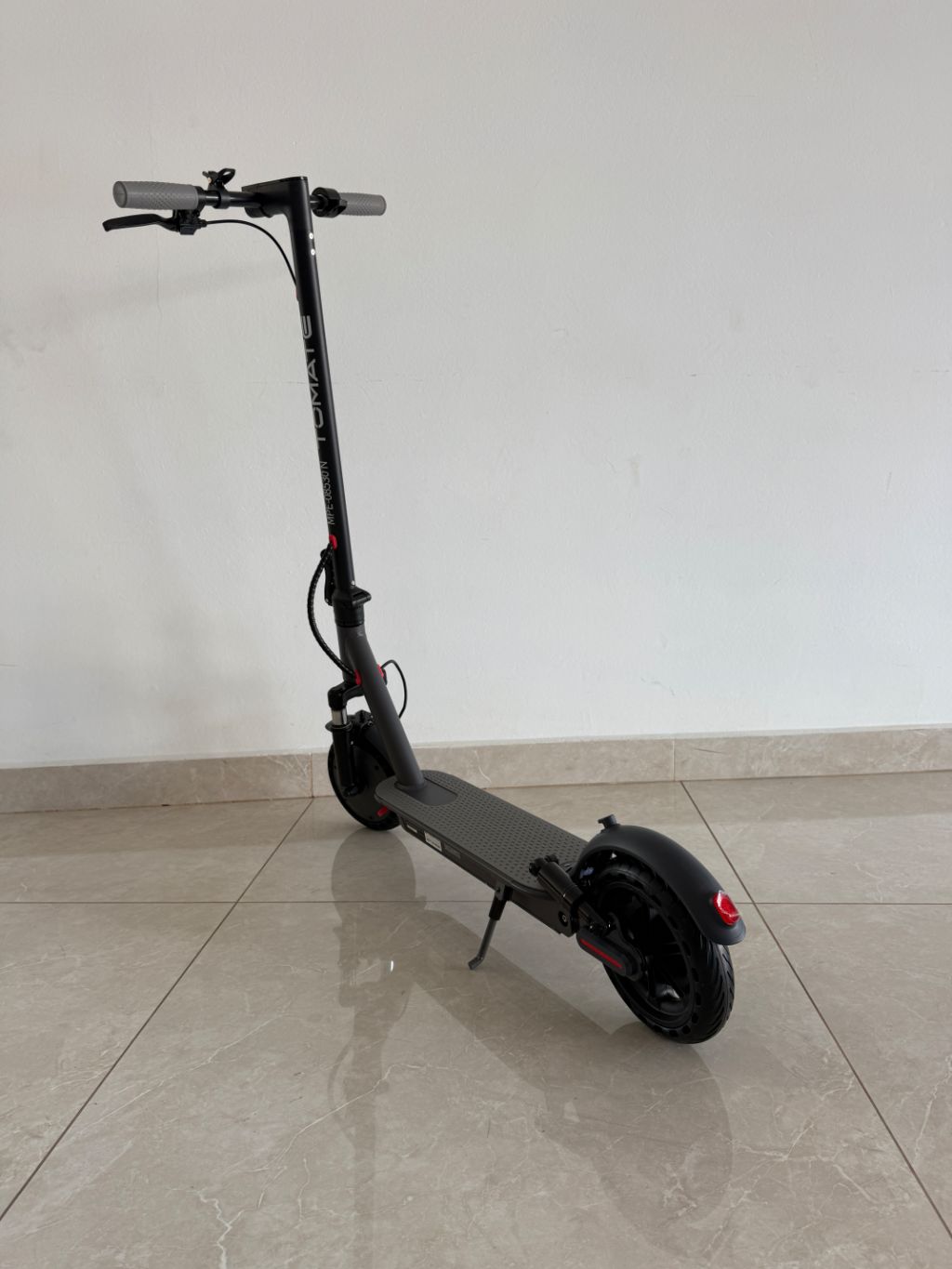 Patinete Tomate  Auto propelido eletrico com motor 530w O8530 — foto 3