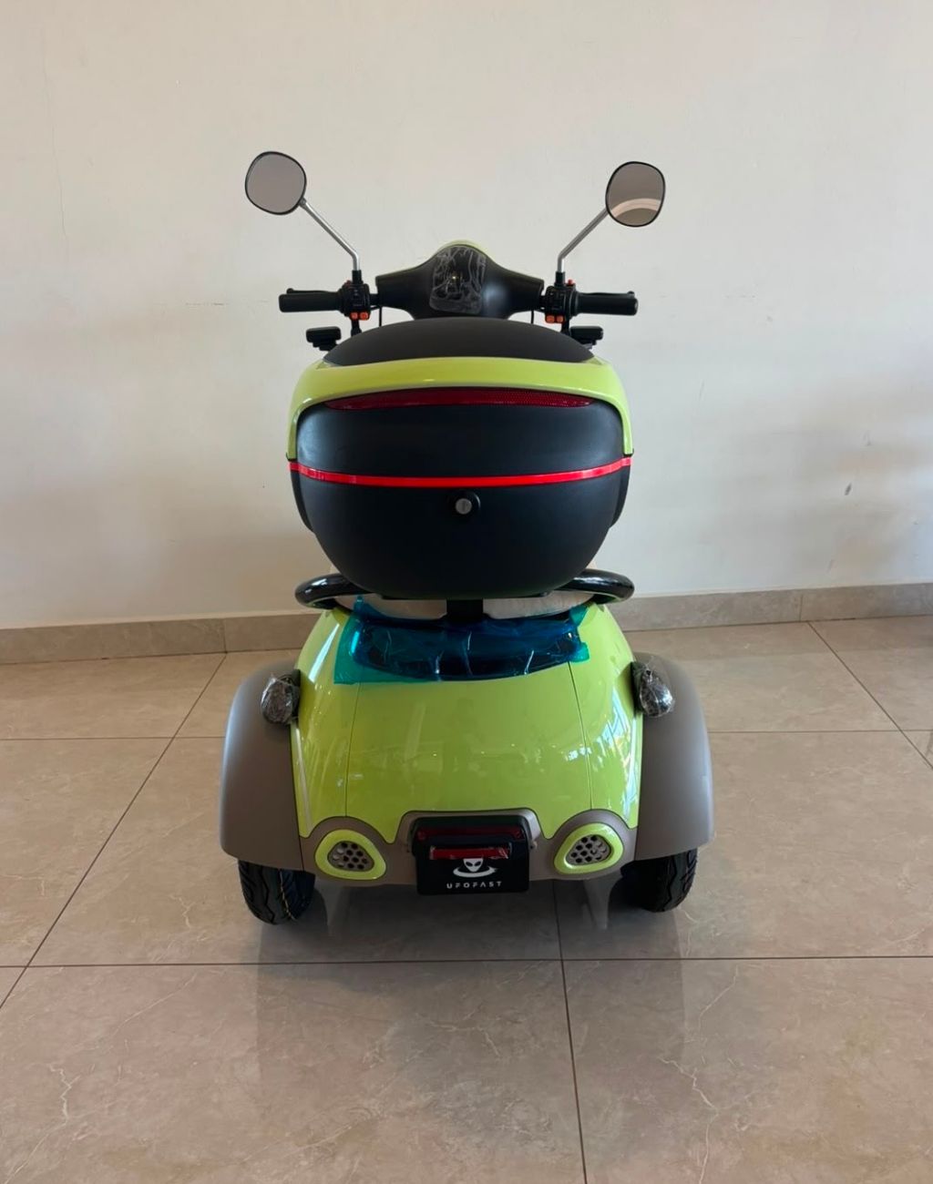 Triciclo UFO-MX3 Auto propelido elétrico com motor 1000WATTS  — foto 4