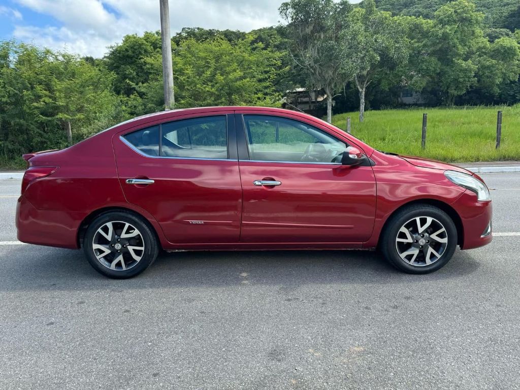 VERSA UNIQUE 1.6 16V FlexStart 4p Aut. — foto 7