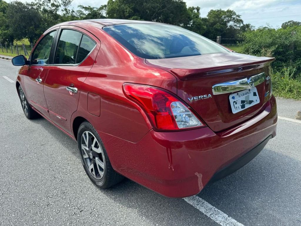 VERSA UNIQUE 1.6 16V FlexStart 4p Aut. — foto 5