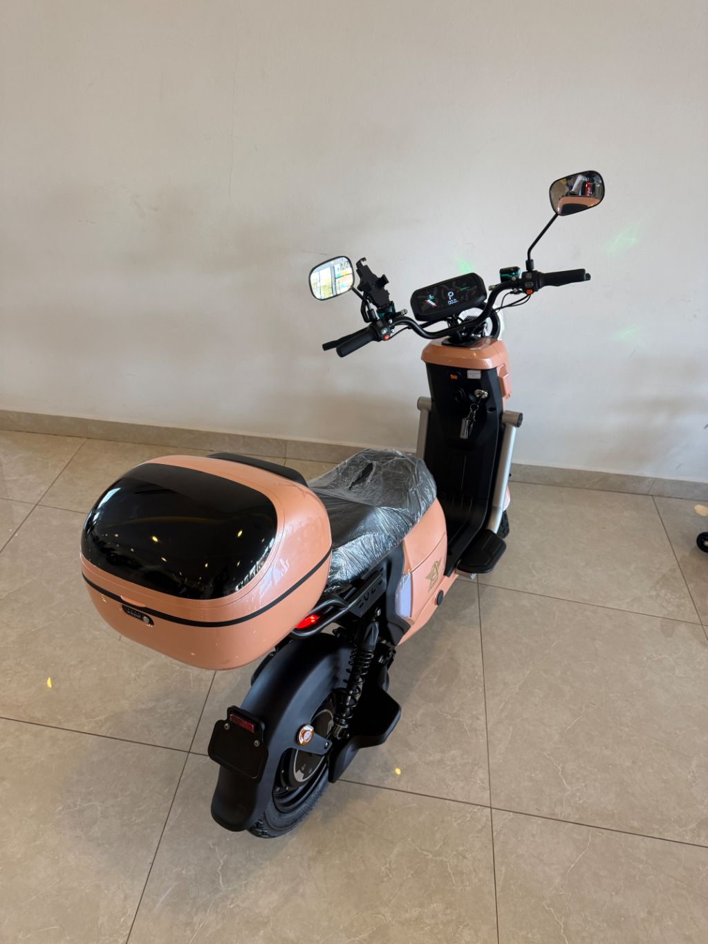 AG08/ U2 Autopropelido elétrico com motor 1000w velocidade maxima de 32km — foto 6