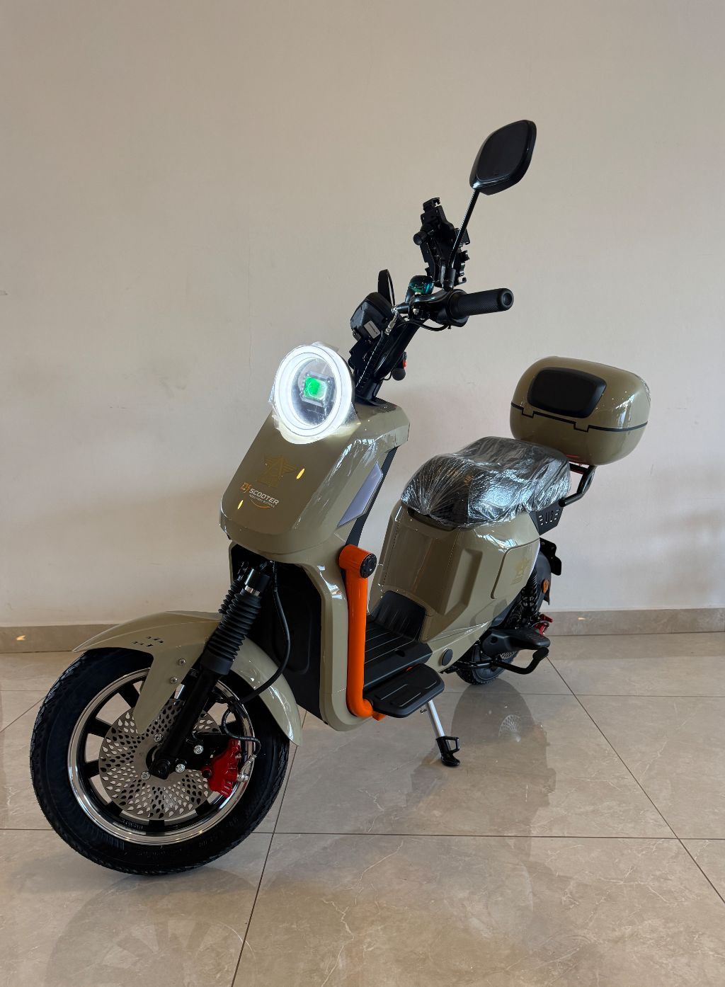AG08/ U2 elétrico com motor 1000w velocidade maxima de 32km. — foto 2