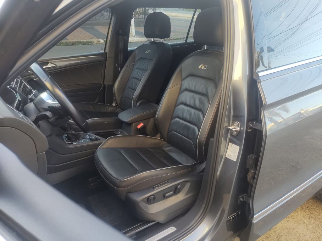TIGUAN Allspac R-Line 350 TSI 2.0 4x4 — foto 6