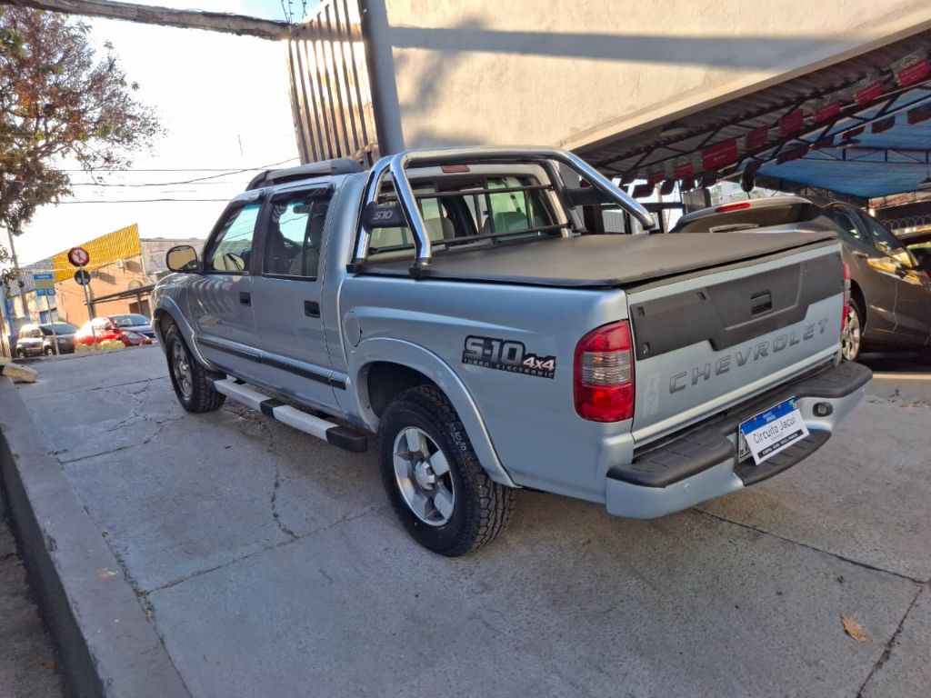 S10 Pick-Up Exec. 2.8 4x4 CD TB Int.Dies — foto 12