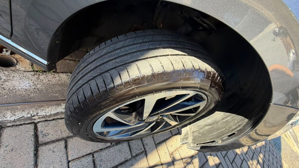 VIRTUS Highline 200 TSI 1.0 Flex 12V Aut — foto 19
