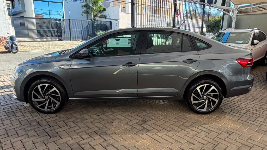 VIRTUS Highline 200 TSI 1.0 Flex 12V Aut — foto 9