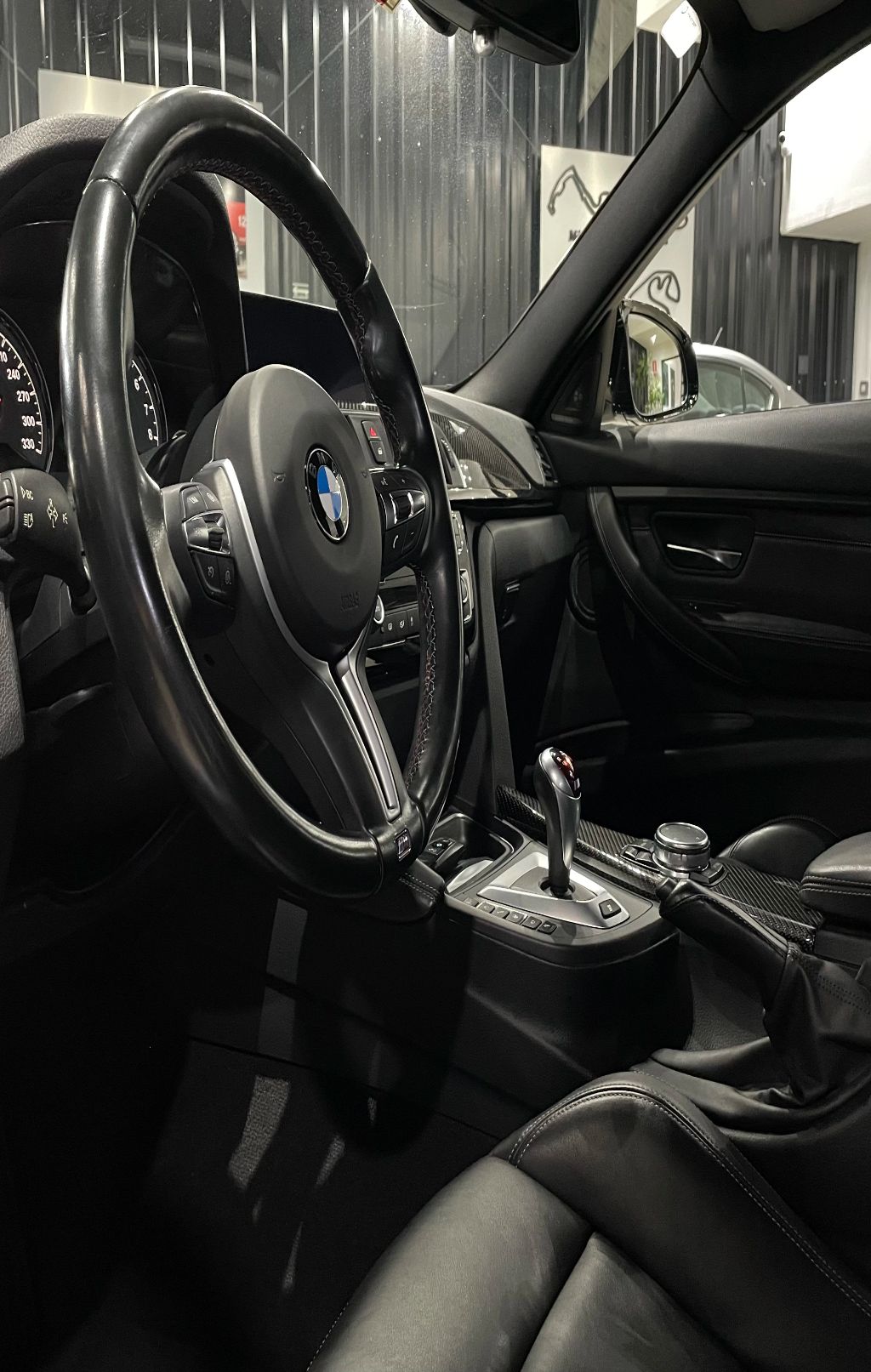 M3 Sedan 3.0 Bi-Turbo 24V 4p — foto 9