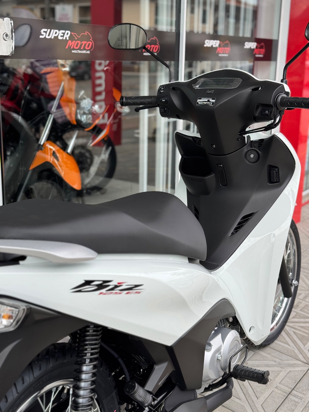 BIZ 125 ES/ 125 ES FLEX — foto 8