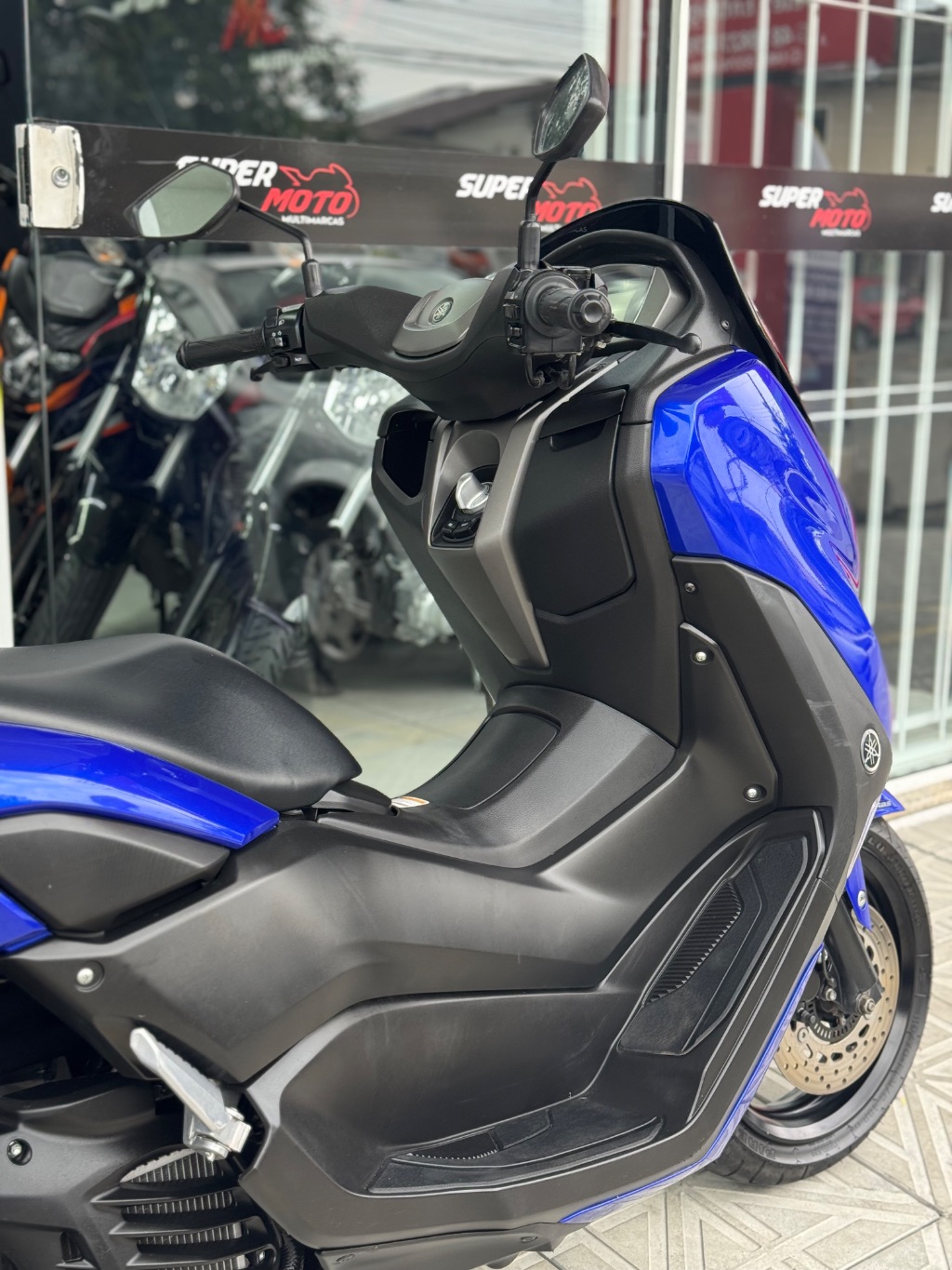 NMAX Connected 160 ABS — foto 6
