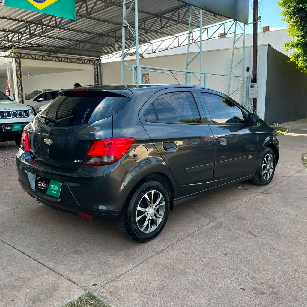 ONIX HATCH Joy 1.0 8V Flex 5p Mec. — foto 3