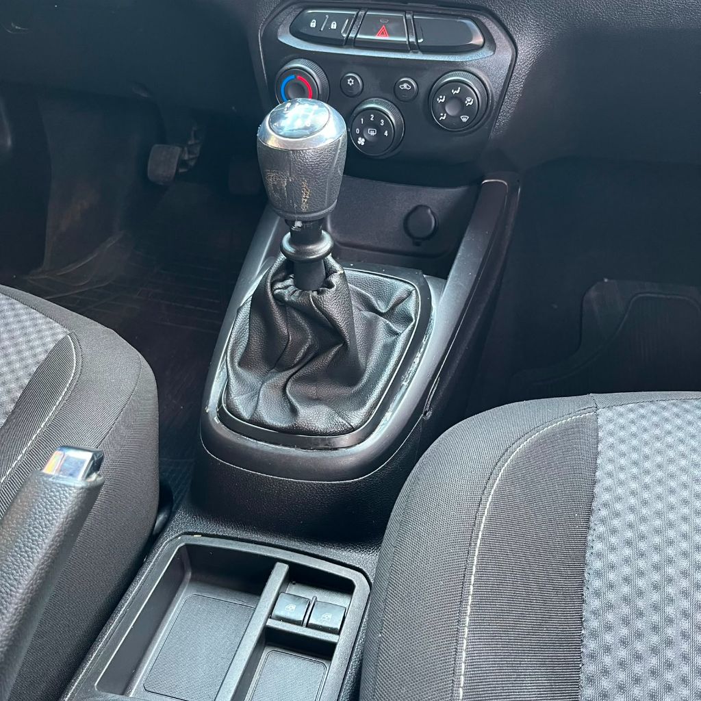 ONIX HATCH Joy 1.0 8V Flex 5p Mec. — foto 19