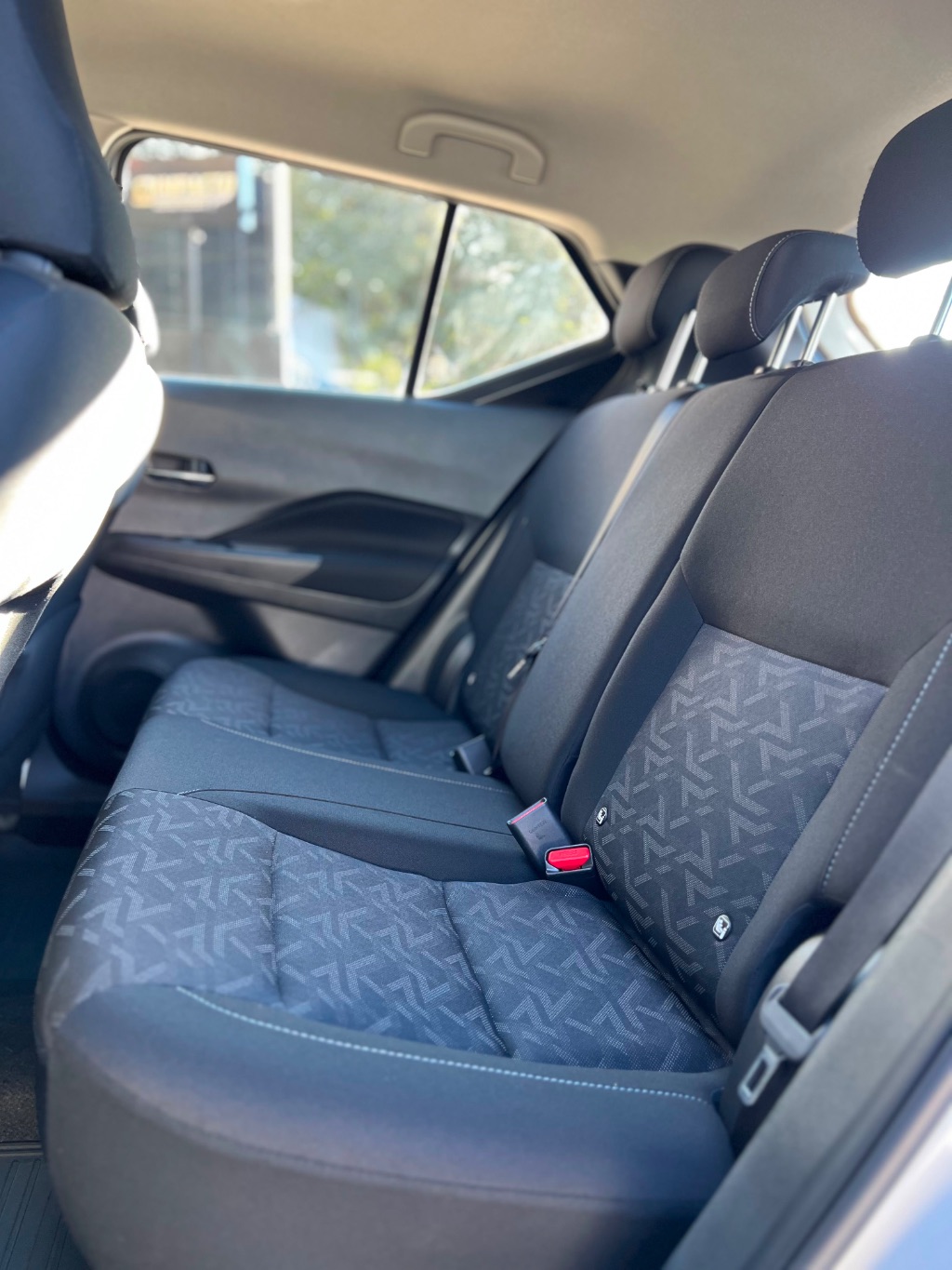KICKS Sense 1.6 16V Flex Aut. — foto 14