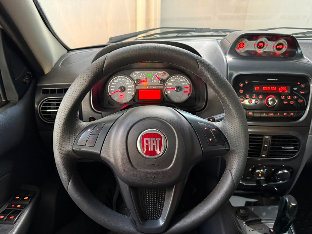 Palio Week.Adv.LOCK.Dualogic 1.8 Flex — foto 10