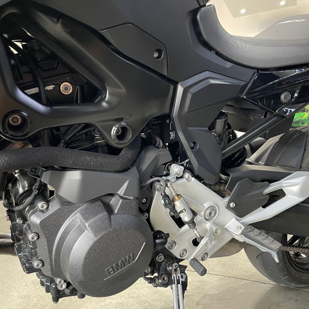 F 900 R Sport Plus — foto 9